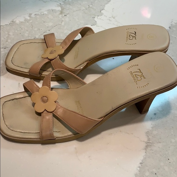 Ladies sandals - Picture 2 of 6